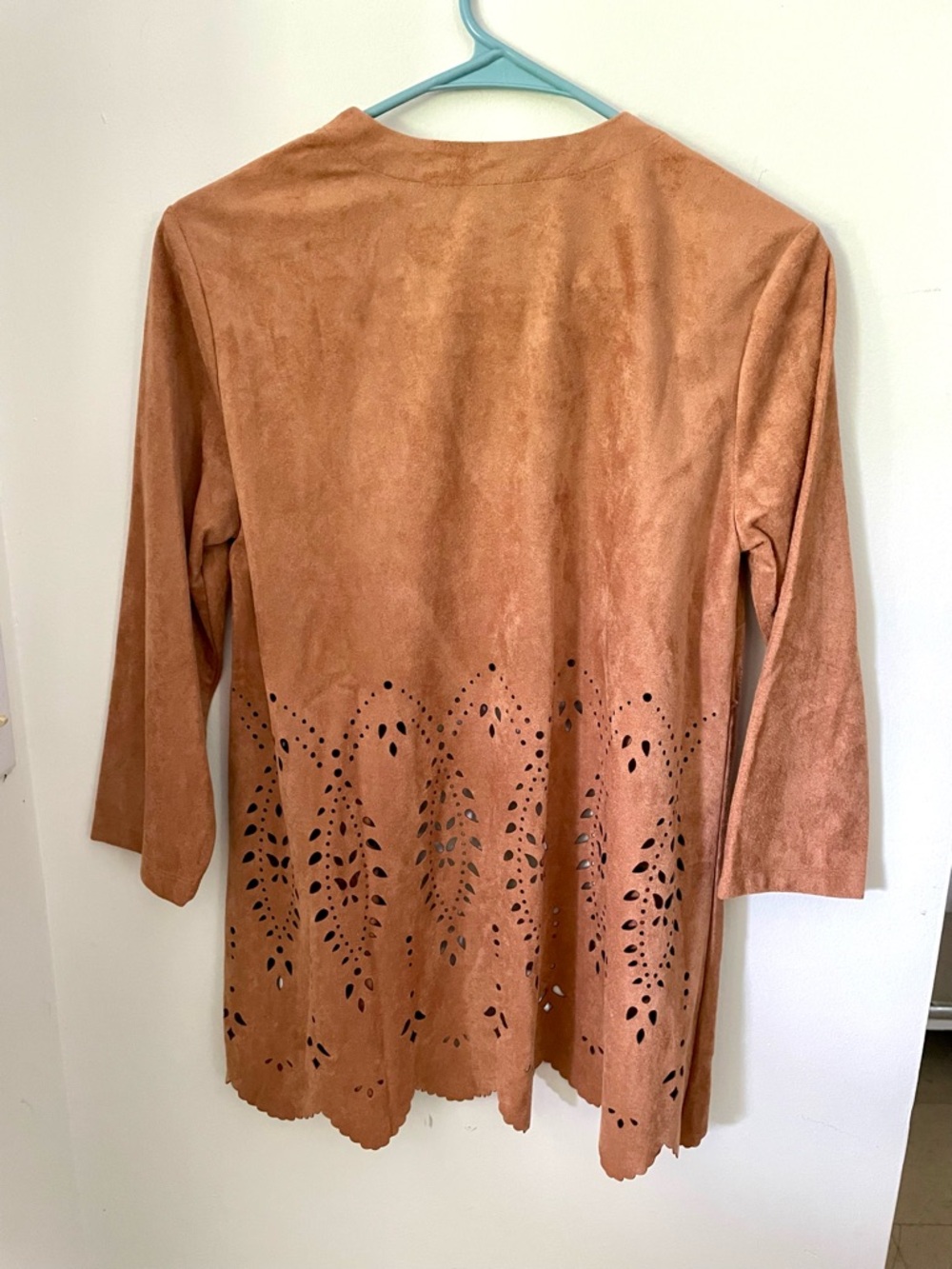 Boho‑Style Open‑Front Jacket with Cut‑Out Design - Picture 3 of 4
